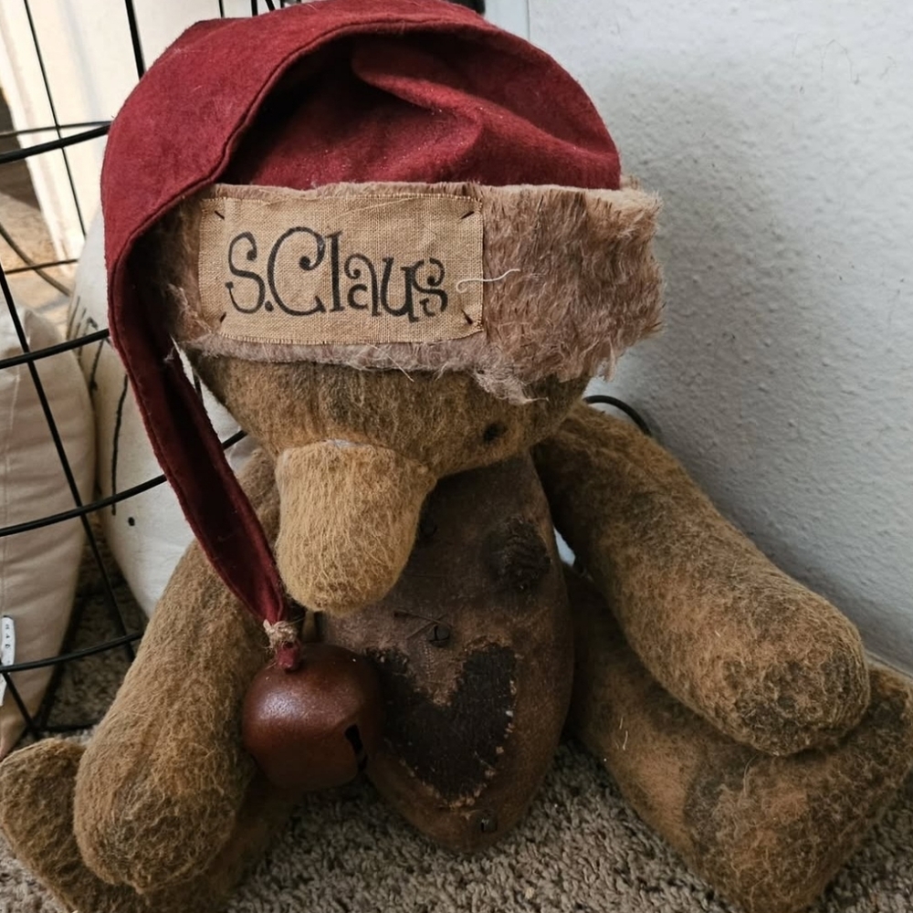 Primitive  Red Santa Claus Teddy Bear